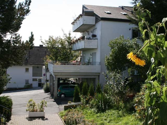 Hotel Am Sonnenhang Касел Екстериор снимка