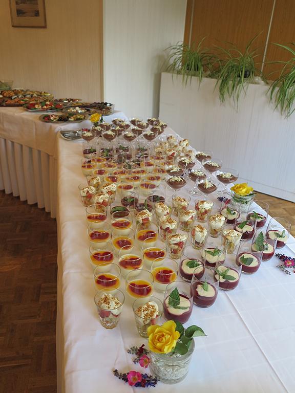 Hotel Am Sonnenhang Касел Екстериор снимка